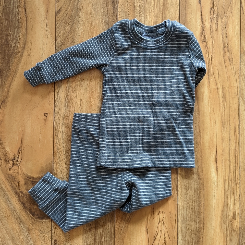 **NWOT** 3-6M ** RIBBED STRIPED SET **